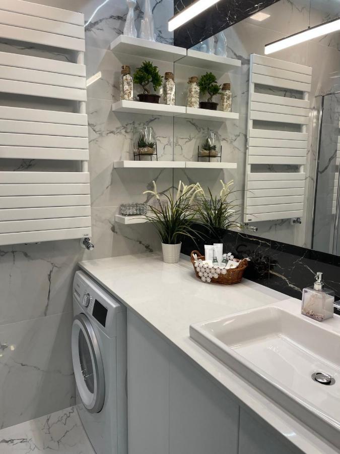 Apartment Z Kominkiem W Sercu Wroclawia 外观 照片